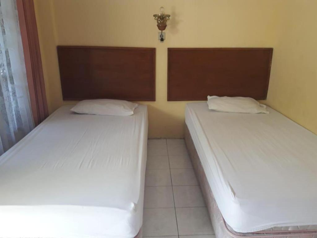 Hotel Puri Ageng Yogyakarta Esterno foto